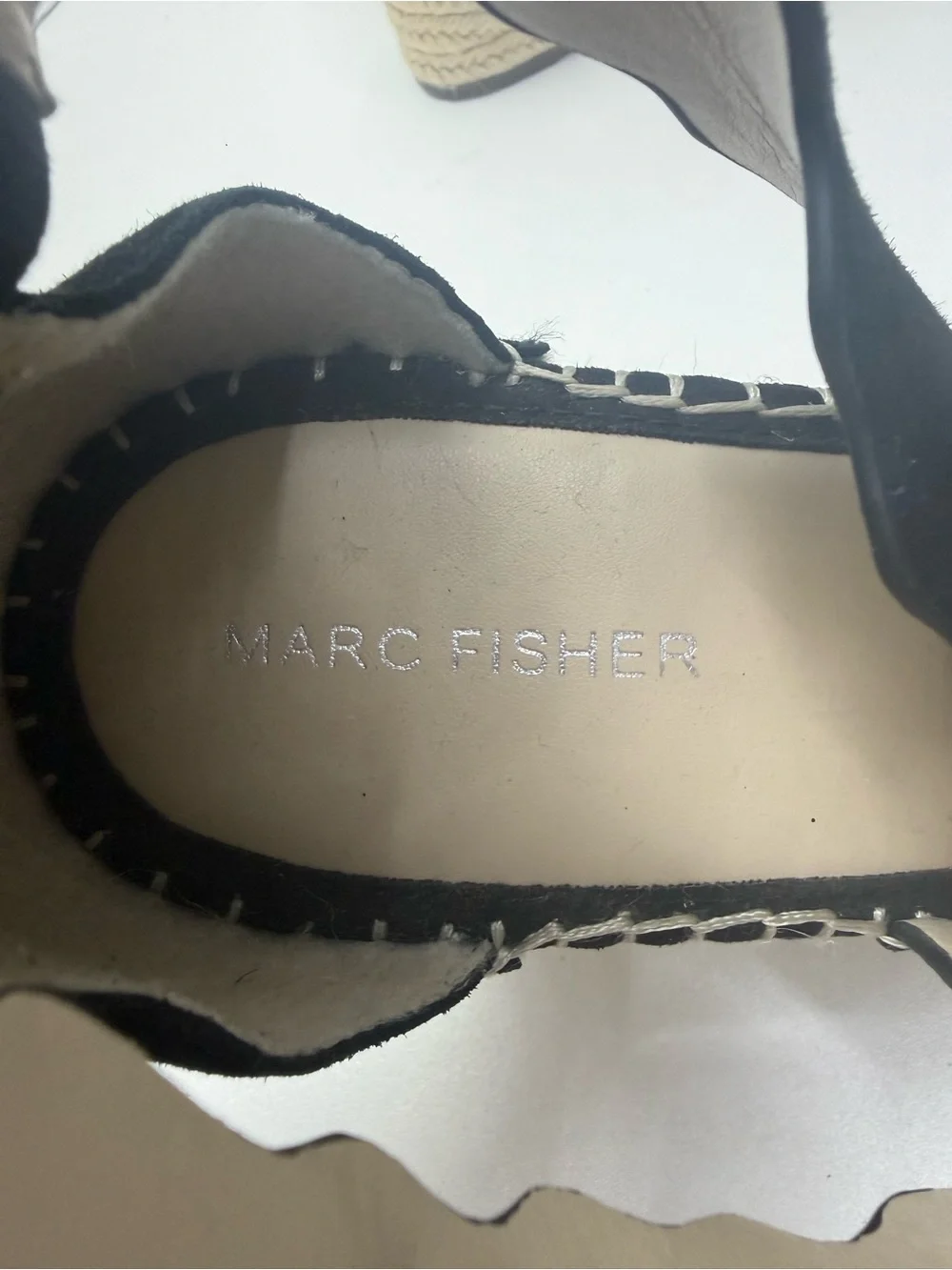 Marc Fisher Calita  Suede Scalloped Platform Wedge Espadrille Sandals Size 8.5